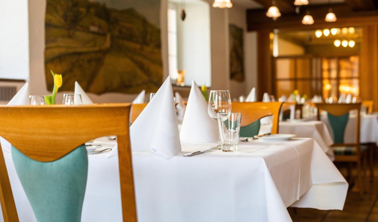 Hotel-Gasthaus "Krone" Boetzingen Екстериор снимка